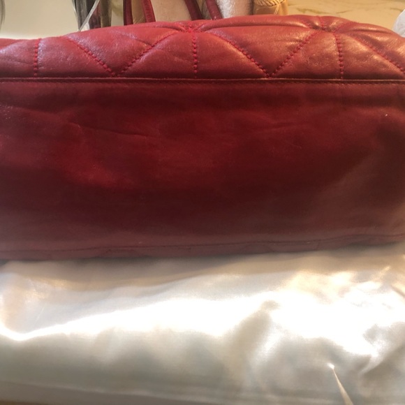 FURLA Shopper Handbag,Gorgeous Cherry Red, Dust bag, PRICE REDUCED! - Picture 3 of 10